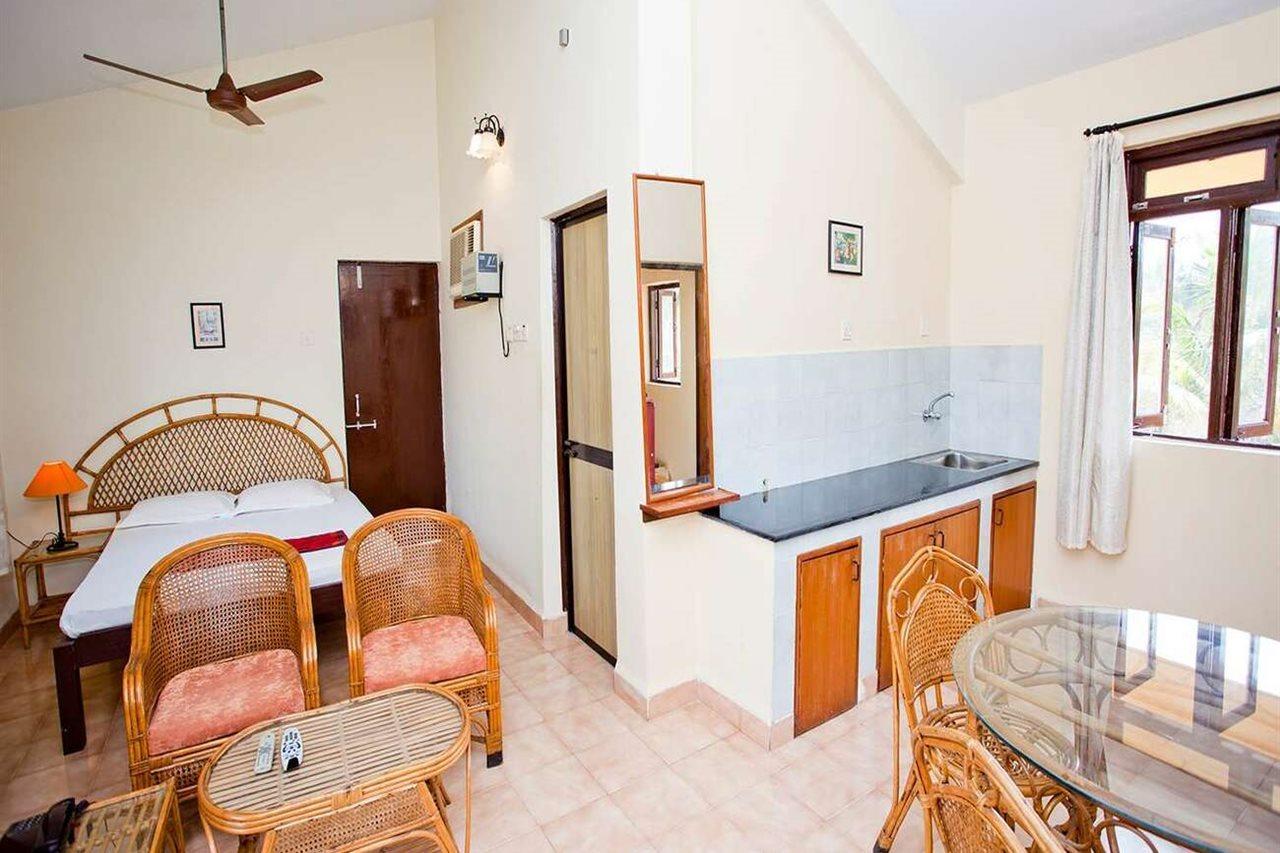 Pifran Holiday Beach Resort Consua Exterior photo