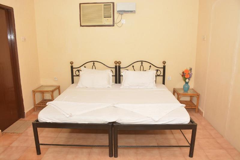 Pifran Holiday Beach Resort Consua Exterior photo